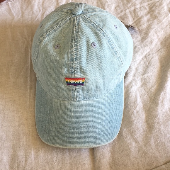 levis rainbow hat